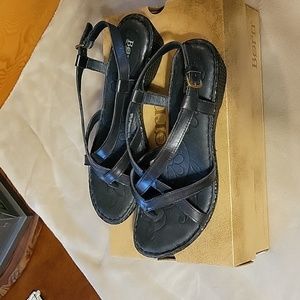 Born Cammi Sandals